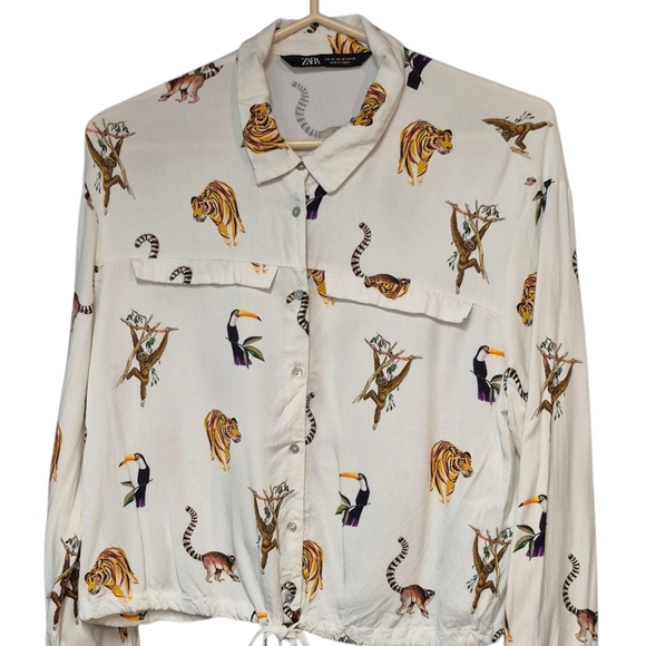 Zara Tops - Zara Animal Print Cropped Blouse Top Button Up Medium